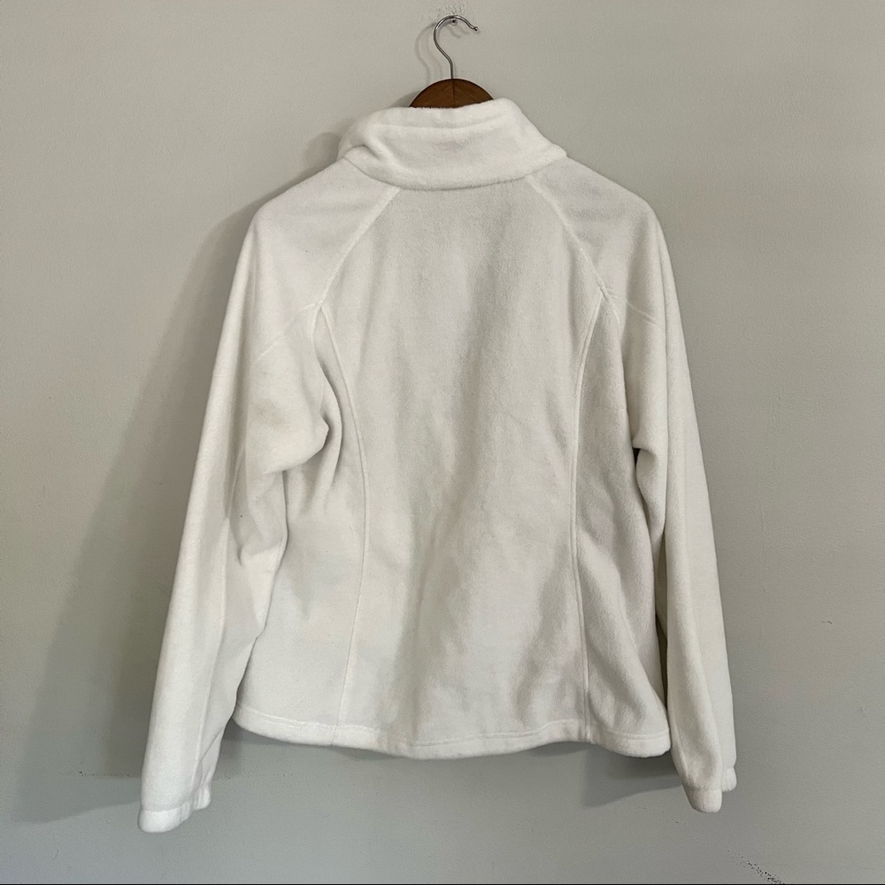 Women’s white Columbia jacket - Picture 5 of 5